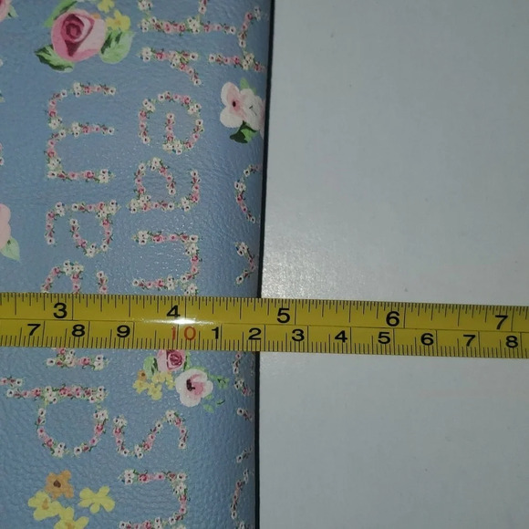 BETSEY JOHNSON BLUE FLORAL WALLET/WRISTLET NWOT - Picture 10 of 11